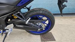 2025 Yamaha YZF-R3 Blue