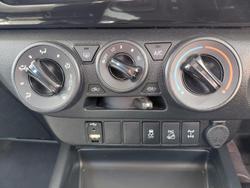 2020 Toyota Hilux SR