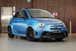 2023 Abarth 695 Competizione