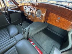 1954 Jaguar XK120 FHC