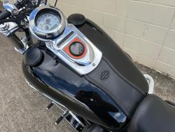 2010 Harley-Davidson Dyna Street Bob 96 (FXDB) Dyna Black