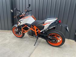 2015 KTM 690 Duke R