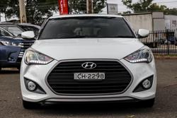 2016 Hyundai Veloster SR Turbo +