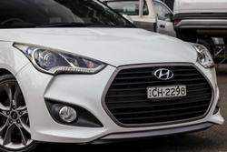 2016 Hyundai Veloster SR Turbo +