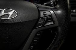 2016 Hyundai Veloster SR Turbo +