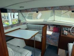 1996 Caribbean 28 FLYBRIDGE CRUISER