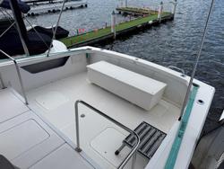 1996 Caribbean 28 FLYBRIDGE CRUISER