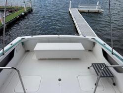 1996 Caribbean 28 FLYBRIDGE CRUISER