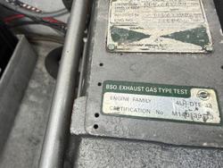 1996 Caribbean 28 FLYBRIDGE CRUISER