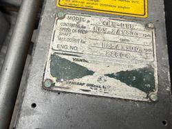 1996 Caribbean 28 FLYBRIDGE CRUISER