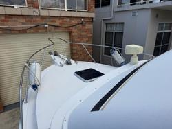 1996 Caribbean 28 FLYBRIDGE CRUISER