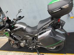 2022 Kawasaki VERSYS 1000S (KLZ1000) GREY/GREEN