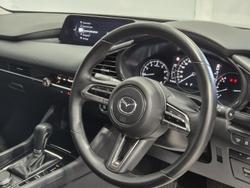 2022 Mazda 3 G20 Touring