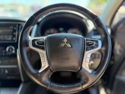 2023 Mitsubishi Triton GLX-R