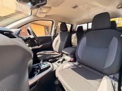 2023 Nissan Navara ST-X