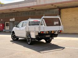 2023 Nissan Navara ST-X