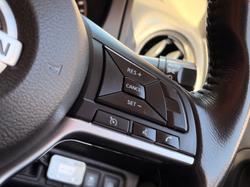 2023 Nissan Navara ST-X