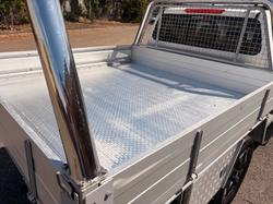 2023 Nissan Navara ST-X