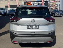 2023 Nissan X-TRAIL ST