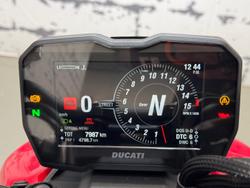 2020 Ducati Streetfighter V4 Streetfighter Red