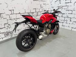 2020 Ducati Streetfighter V4 Streetfighter Red