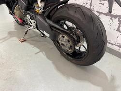 2020 Ducati Streetfighter V4 Streetfighter Red