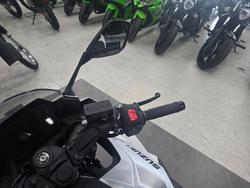 2025 Suzuki GSX-8R (GSX800FRQ) SILVER