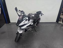 2025 Suzuki GSX-8R (GSX800FRQ) SILVER