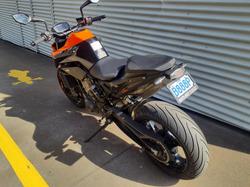 2022 KTM 890 Duke Duke