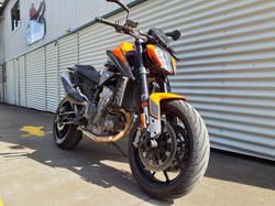 2022 KTM 890 Duke Duke