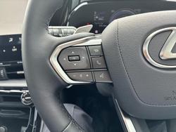 2025 Lexus NX 450h+ Luxury