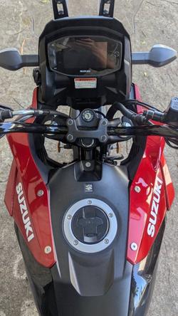 2025 Suzuki V-STROM 250SX (DS250RL) Red