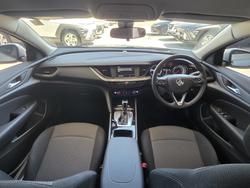 2019 Holden Commodore LT