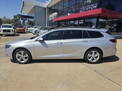 2019 Holden Commodore LT