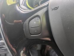 2015 Renault Clio Expression IV B98 Diamond Black