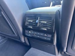 2020 Volkswagen Touareg 210TDI R-Line