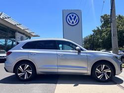 2020 Volkswagen Touareg 210TDI R-Line