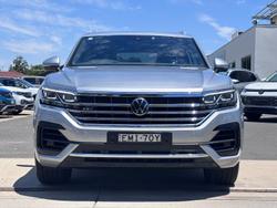 2020 Volkswagen Touareg 210TDI R-Line