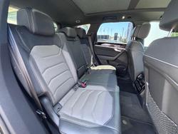 2020 Volkswagen Touareg 210TDI R-Line