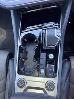 2020 Volkswagen Touareg 210TDI R-Line