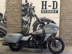 Harley-Davidson CVO Road Glide ST 121 (fltrxstse)