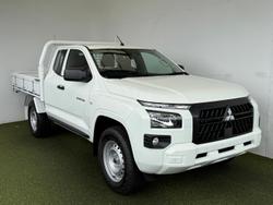 2025 Mitsubishi Triton GLX