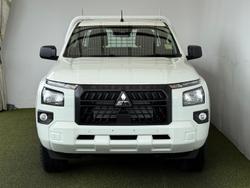 2025 Mitsubishi Triton GLX