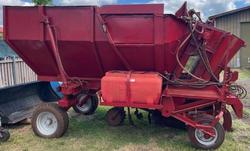 0 CANE PLANTER SINGLE ROW RED