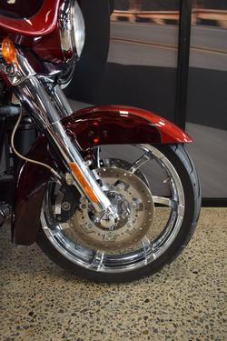 2012 Harley-davidson CVO STREET GLIDE MAROON