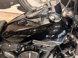2020 Harley-Davidson Sport Glide 107 (FLSB) Softail Black
