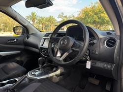 2024 Nissan Navara ST