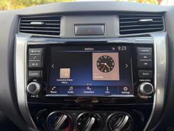 2024 Nissan Navara ST