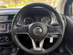 2024 Nissan Navara ST