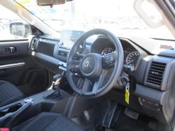 2025 Mitsubishi Triton GLX+